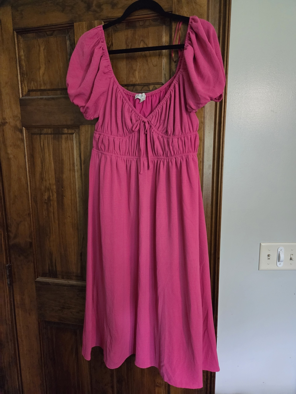 She + Sky Hot Pink Puff-Sleeve Midi Dress